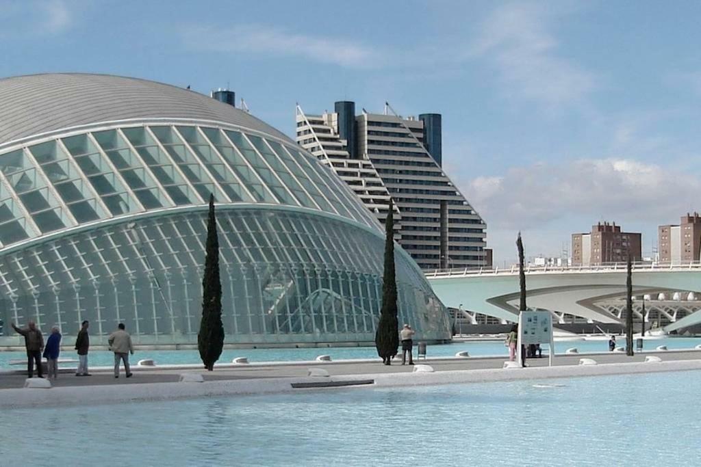 Apartamento En La Ciudad De Las Ciencias Villa Valencia Exterior foto